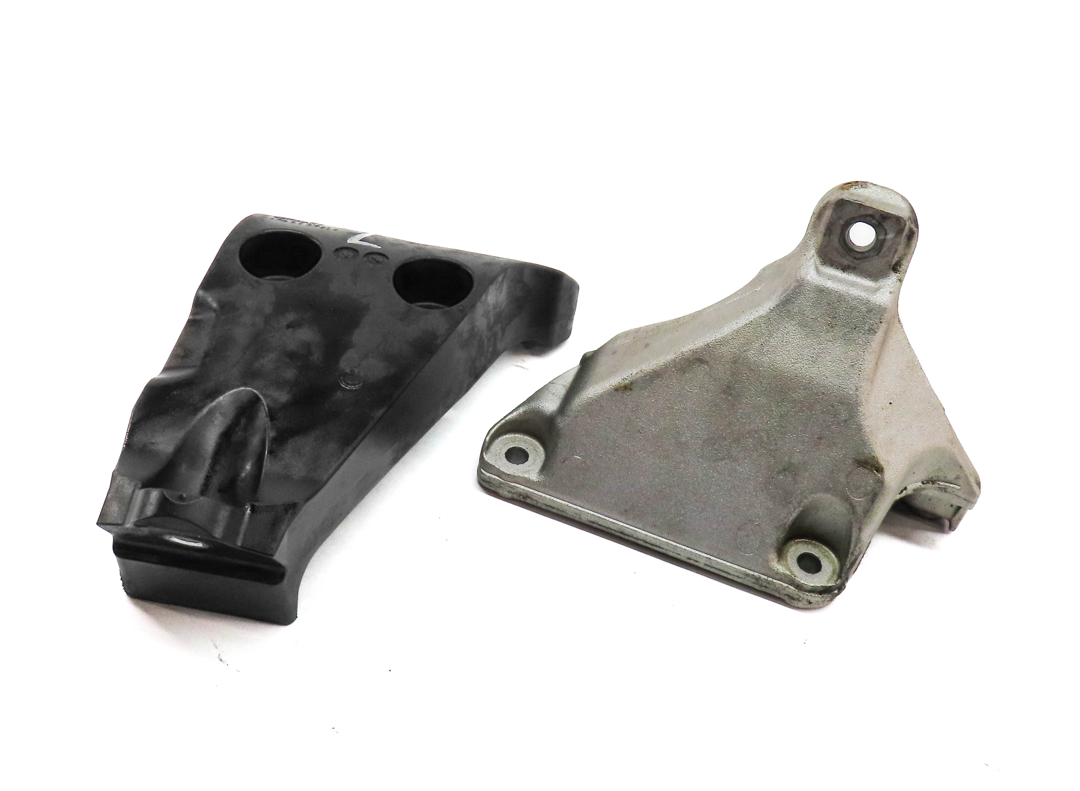 2015 BMW 428I GRAN COUPE (F32) 2.0L (N26) ENGINE MOTOR MOUNT BRACKET SET/2 — exact item pictured